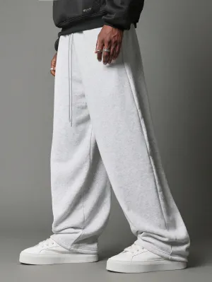 Loose Fit Skater Essential Sweatpants