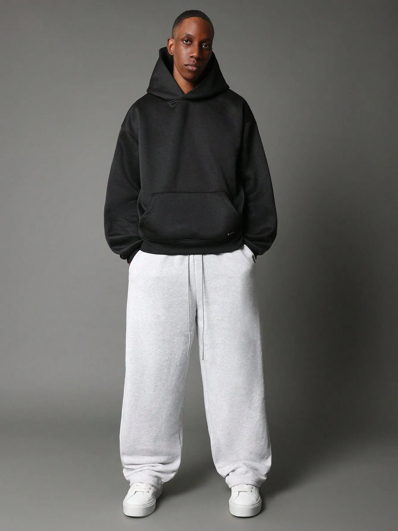 Loose Fit Skater Essential Sweatpants