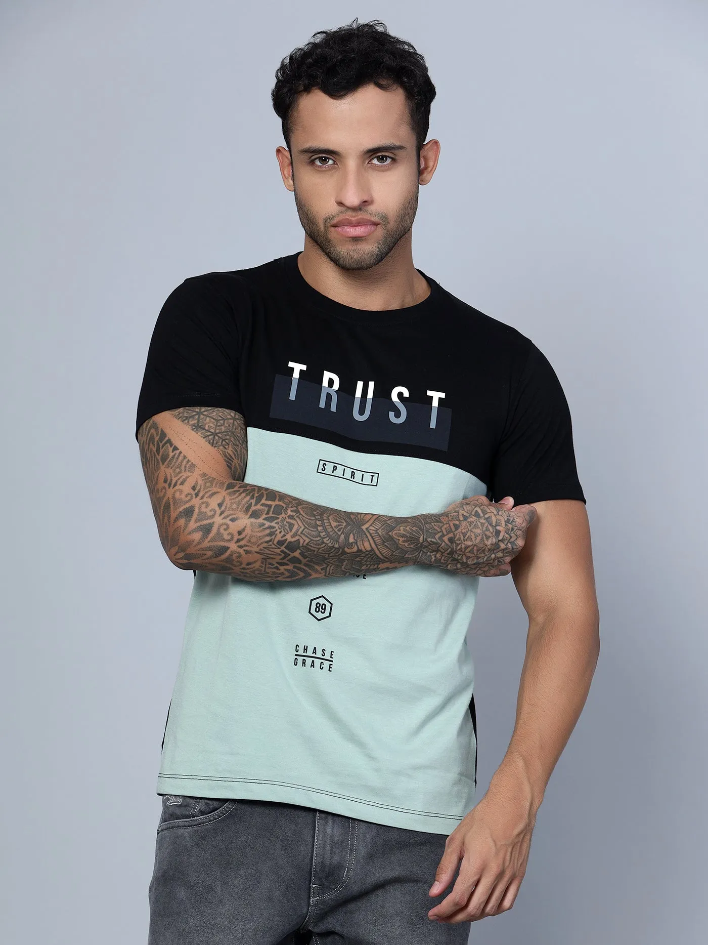 Men Round Neck Black T-Shirt