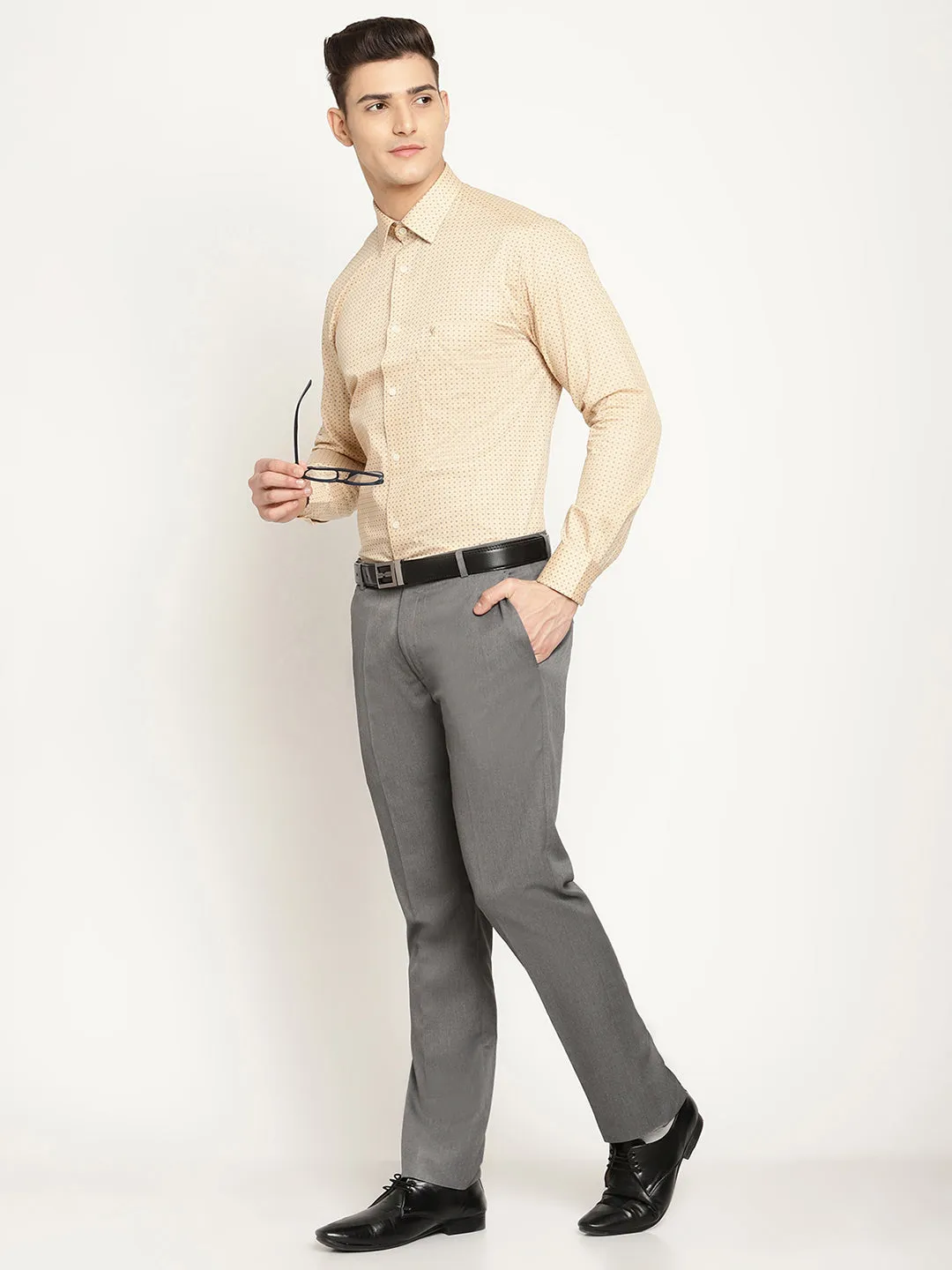 Men's Regular fit Flat front Grey  Trousers