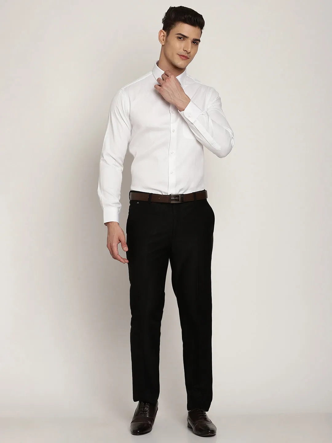 Men's Smart fit Flat front Black  Trousers