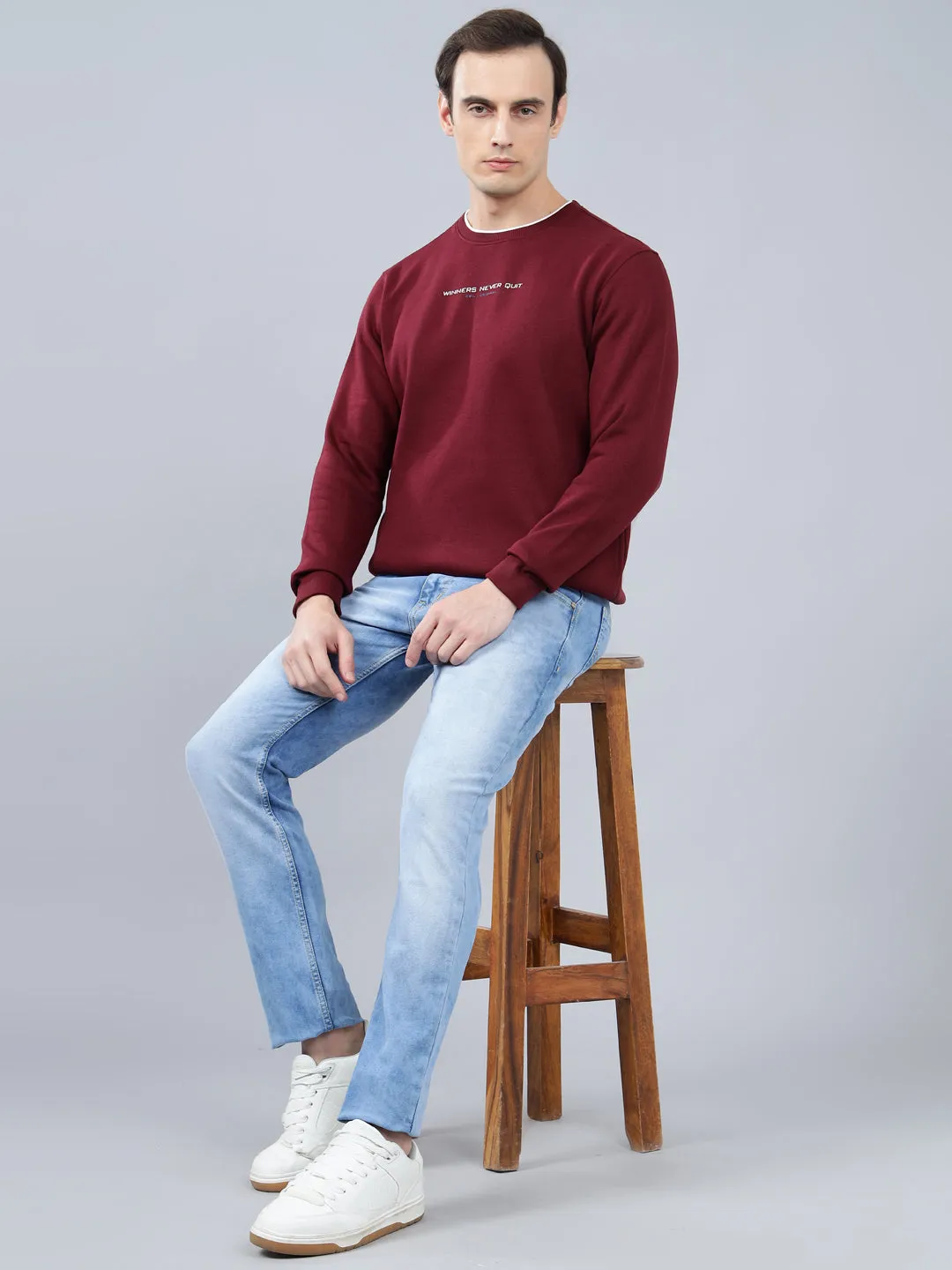 Men's Solid Maroon Round Neck Sweatshirt